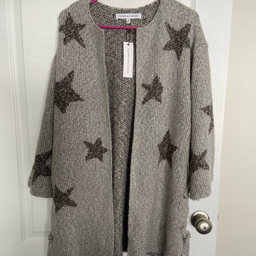 NWT Cupcakes & Cashmere Gray Starry Cardigan (Medium)